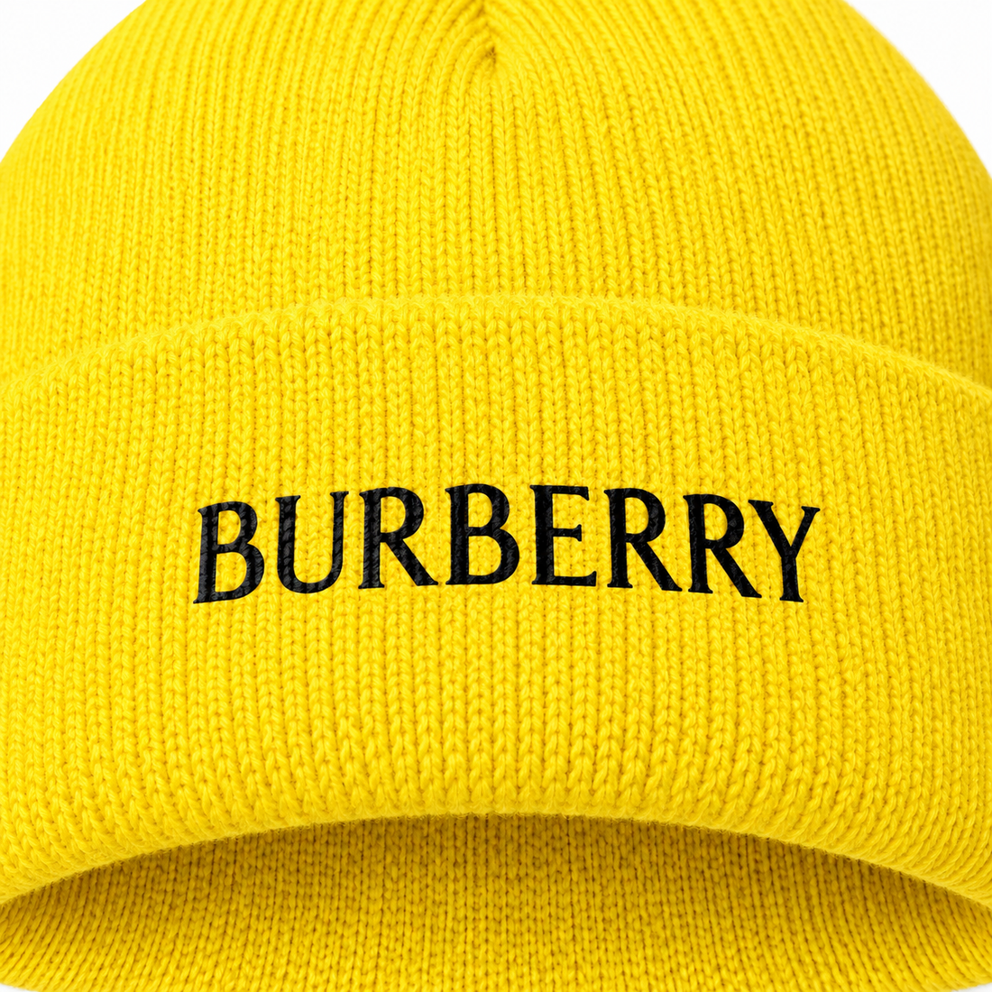 Burberry beanie in Yellow, print detail
