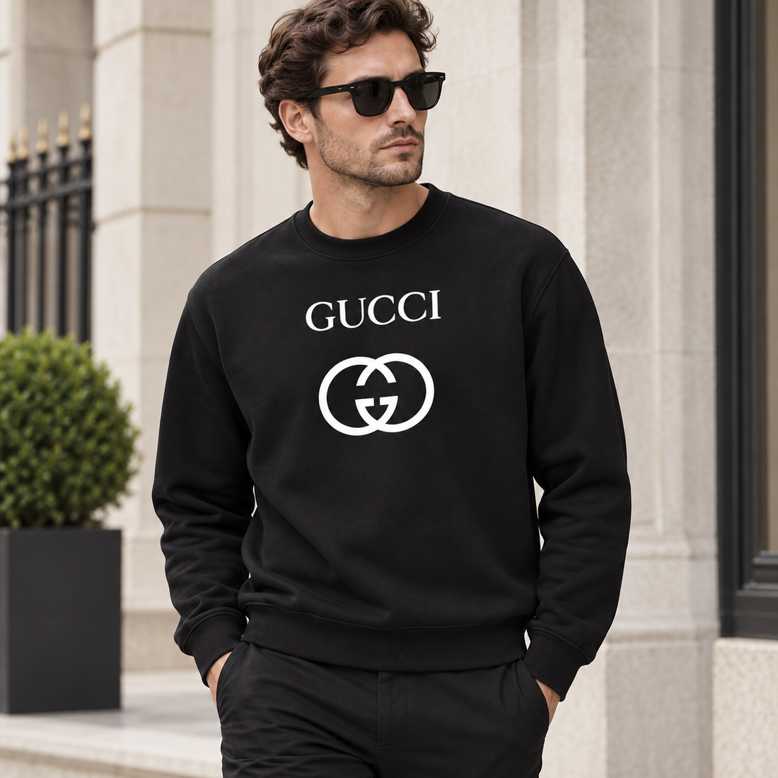 Men's Gucci Crewneck Sweatshirt - Black - lifestyle